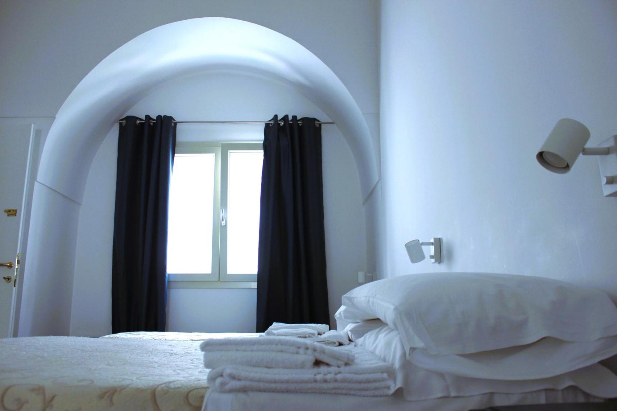 B&B Iris ラテルツァ エクステリア 写真